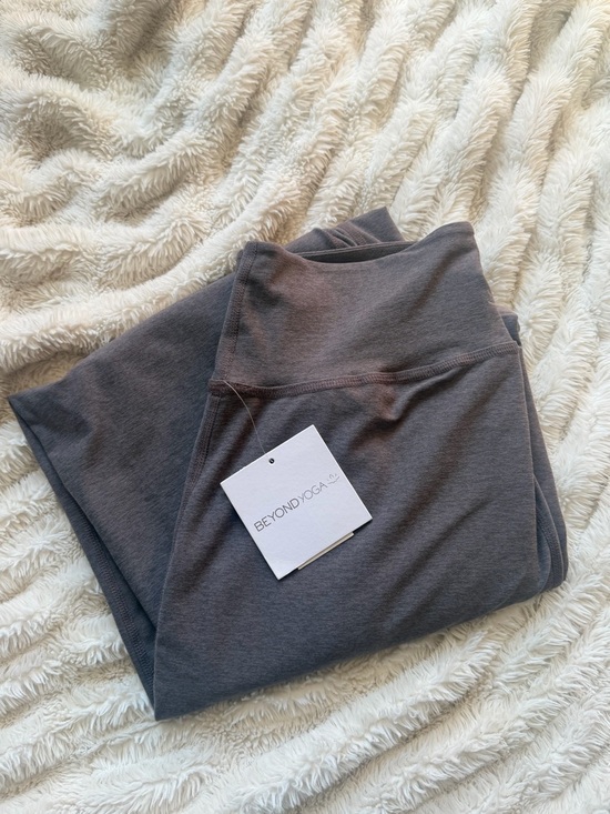 Beyond Yoga Pants - Beyond Yoga Gray Yoga Pants NWT